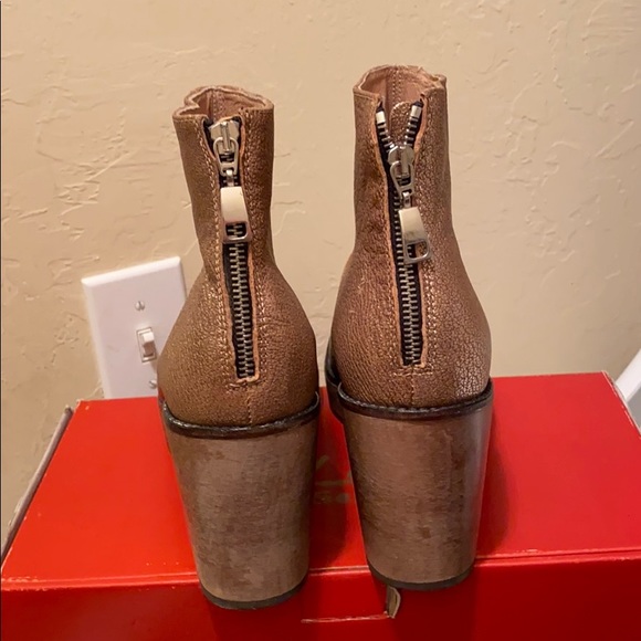 Gold platform clog boots new Calou Stockholm - Picture 3 of 6